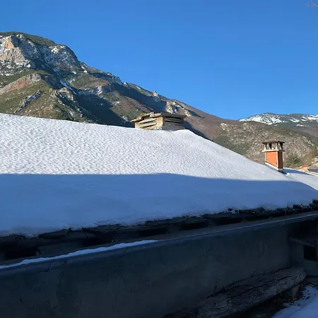 Paisible Au Coeur Des Montagnes A Nohedes